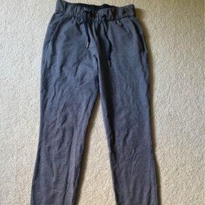 Lululemon On the Fly 7/8 pants - Sz 2